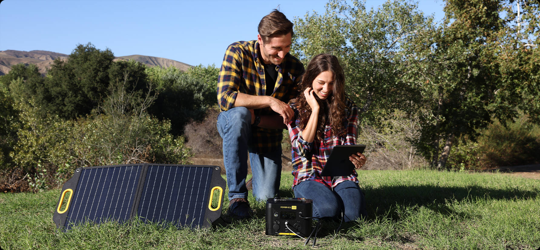 300W power station with solar panel